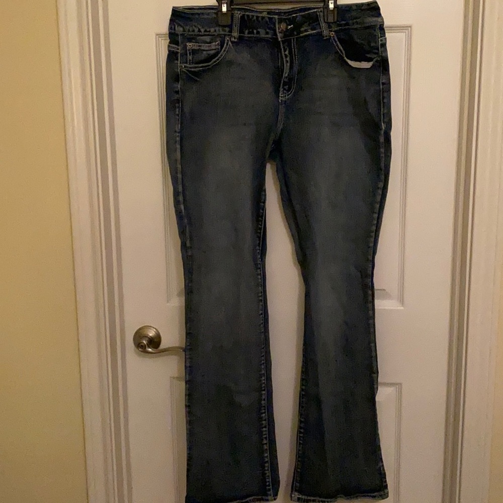 Wired Heart, boot cut jeans, Size 33
